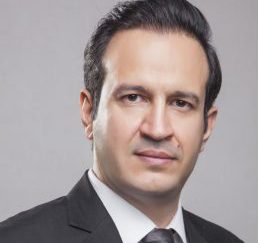 الدكتور شهريار عزيزي متخصص في الجراحة العامة وجراحة المناظير والسمنة - اسطنبول - طهران